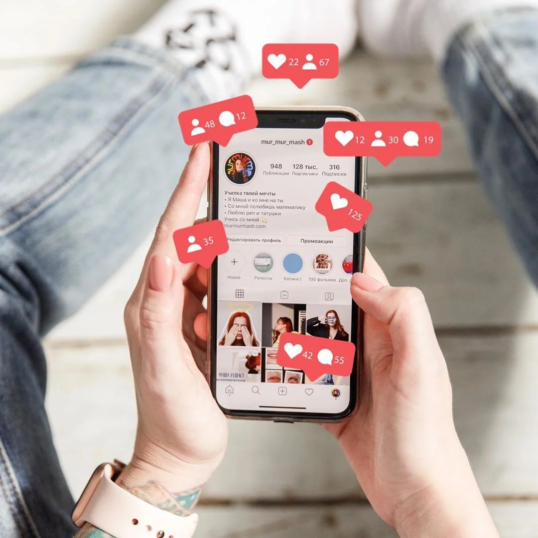 Community management y gestión de social media en Argentina con estrategia de contenido, moderación de comunidad y engagement para marcas en Instagram, TikTok y LinkedIn